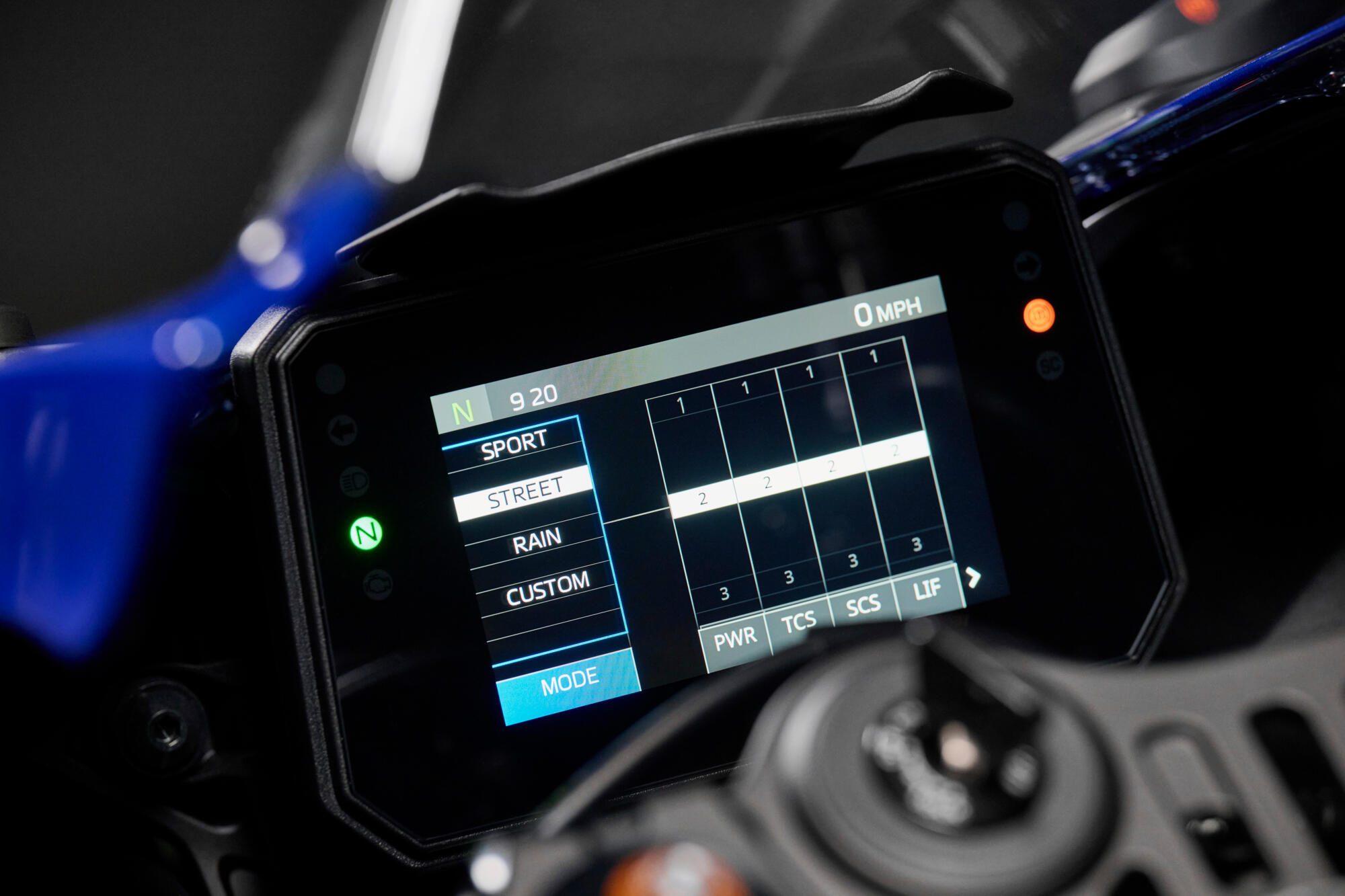 Yamaha R7 Dashboard