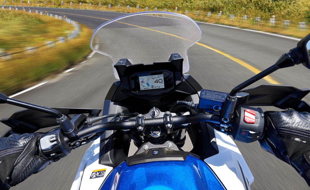 Suzuki SV-7GX dashboard